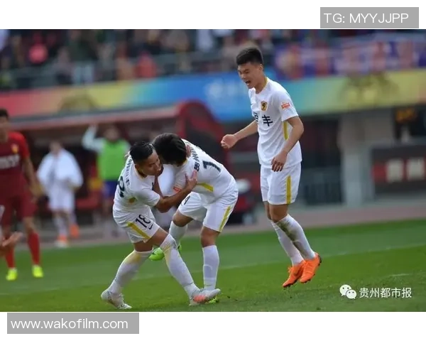 北京金隅与山东黄金激战正酣第14轮精彩对决引发球迷热议 北京金隅与山东黄金激战正酣第14轮精彩对决引发球迷热议